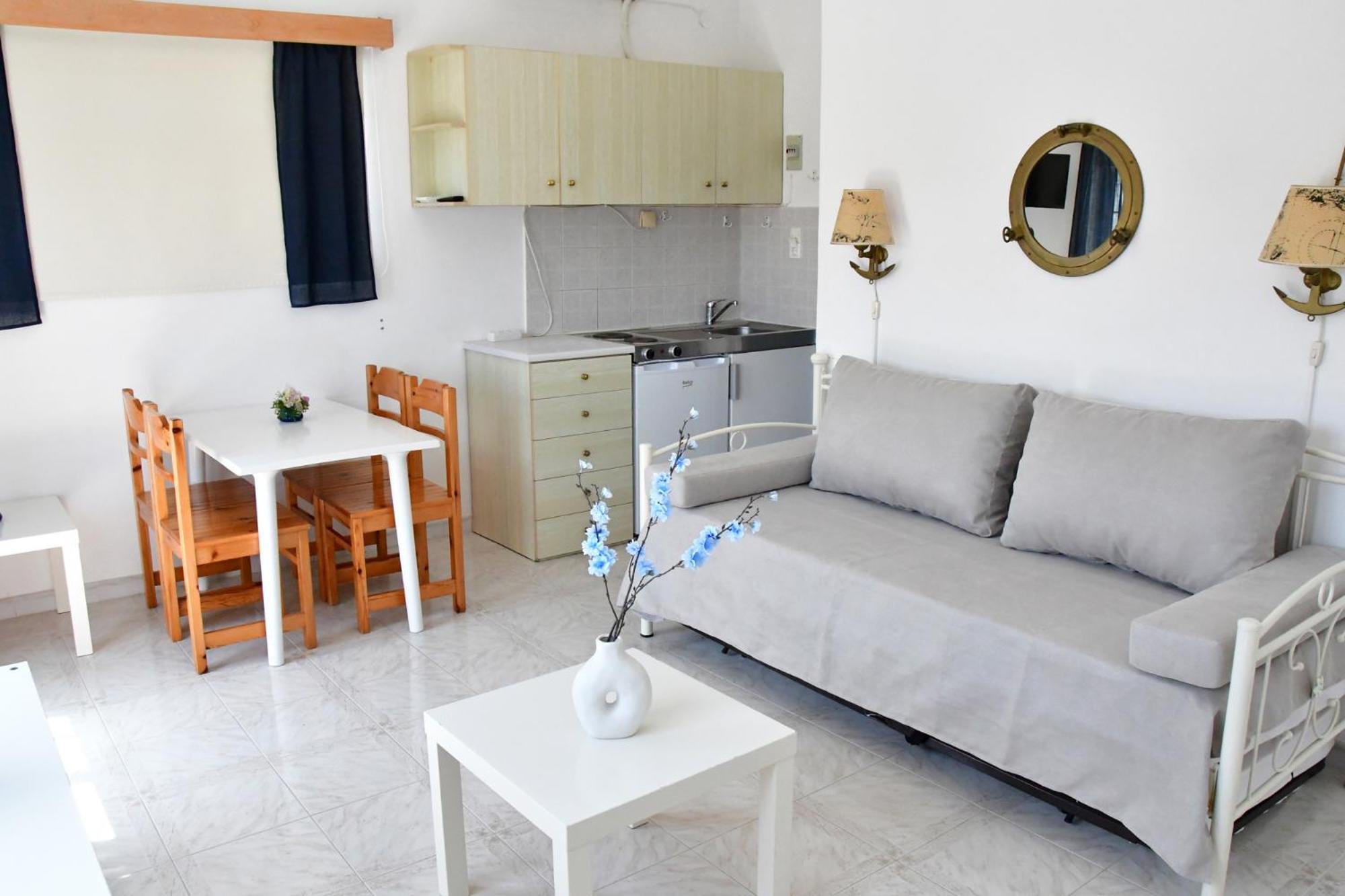 Blue Dolphin Studios And Apartment Вайя Экстерьер фото