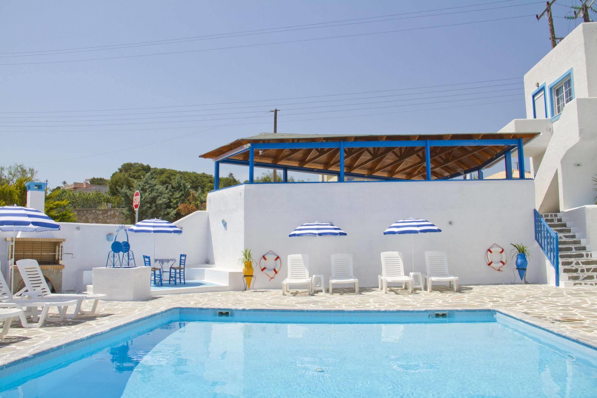 Blue Dolphin Studios And Apartment Вайя Экстерьер фото